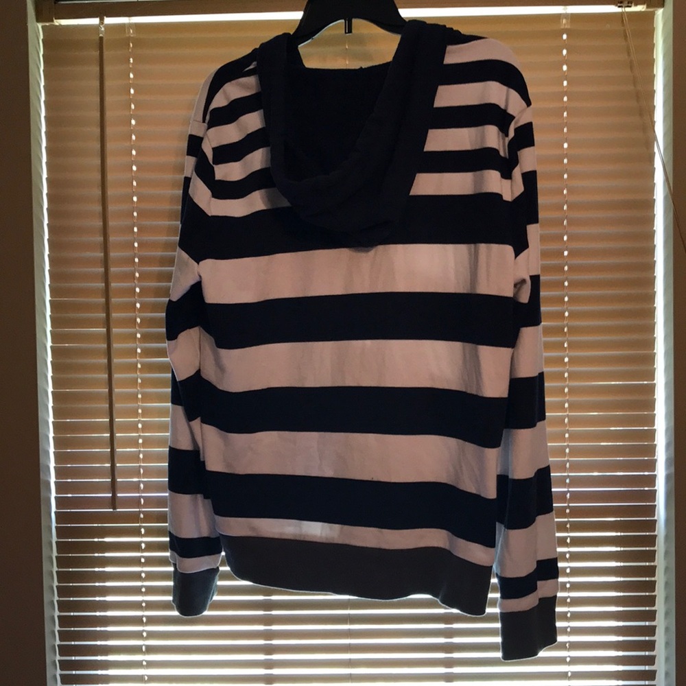 Express Sweatshirt - Picture 2 of 3